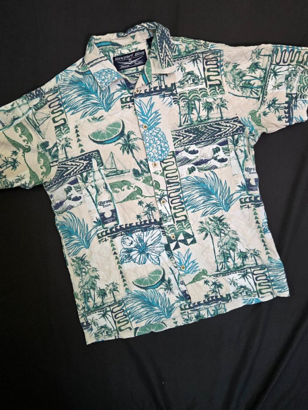 Newport Blue x Corona  Hawaiian Button Down Vintage Shirt | Medium | Graphic Tee